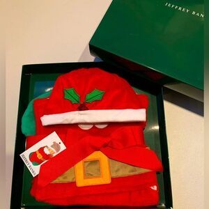 𝅺🎅🏼💚❤️💚ADORABLE Infant Swaddle and Hat❤️💚BRAND NEW-Boxed set